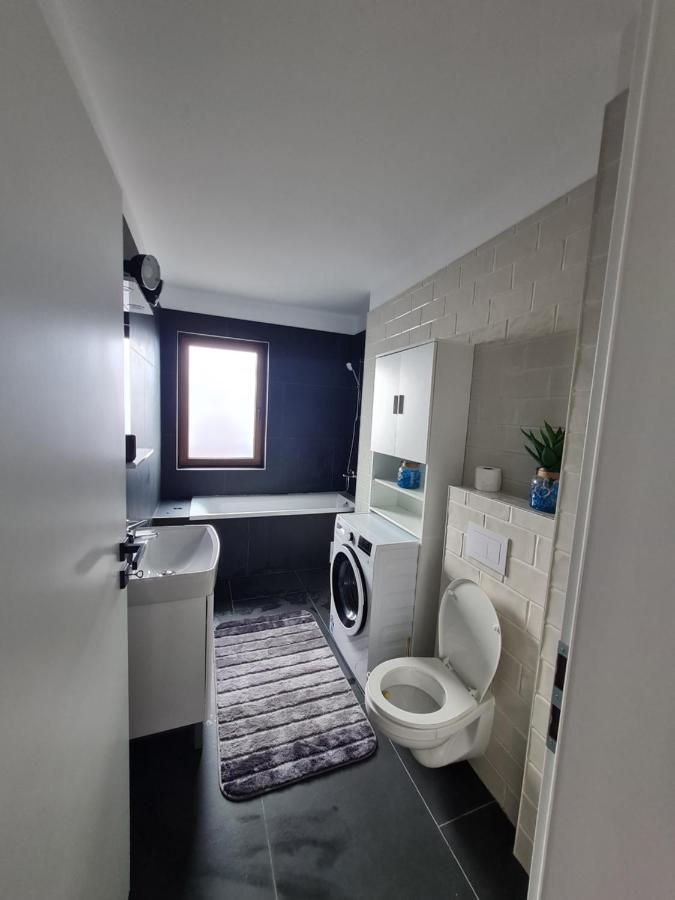 Toronto Deluxe Residence Timişoara Buitenkant foto